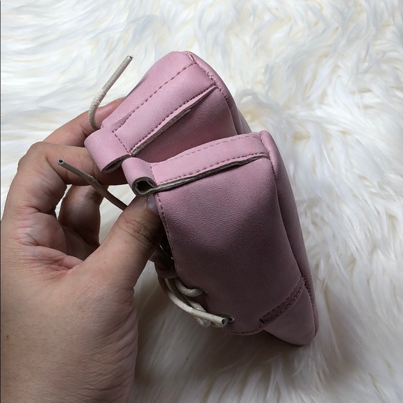 ❣️5 for $25 💕 Girls pink lace up soft sole baby oxfords - Picture 8 of 8